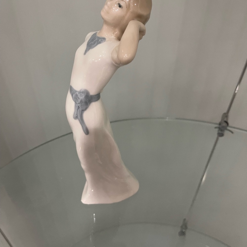 Rex Figurines with marked in blue bottom - Picture 4 of 9
